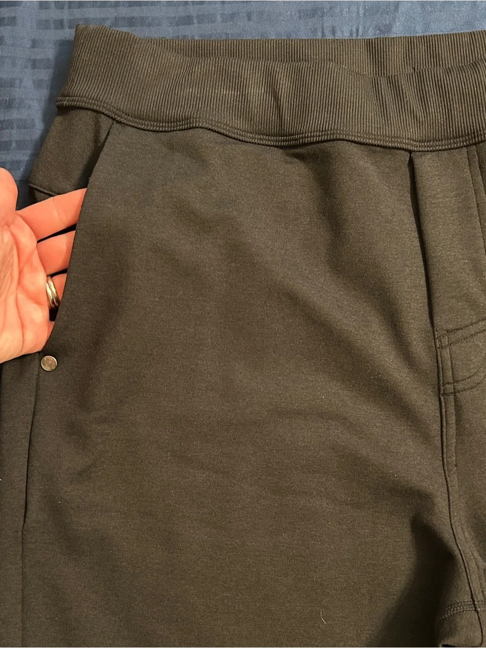 Vuori Men’s Black Joggers